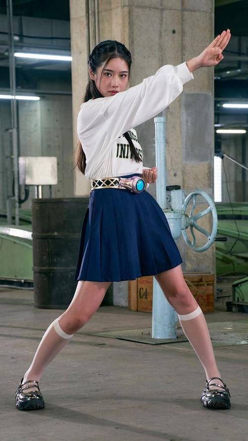 假面骑士女演员截图3