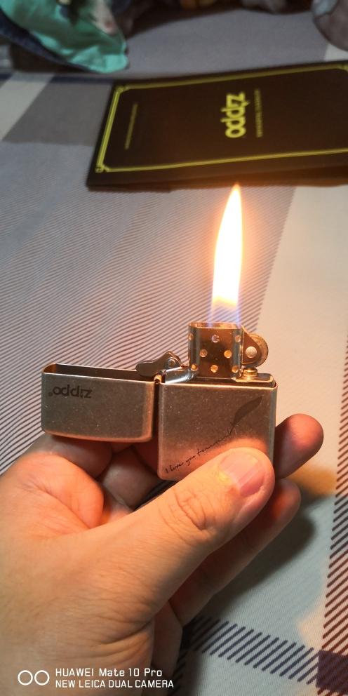 zippo一颗打火石能用多久