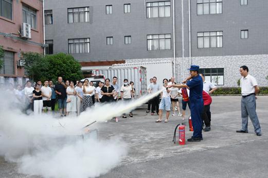 干粉正确使用方法