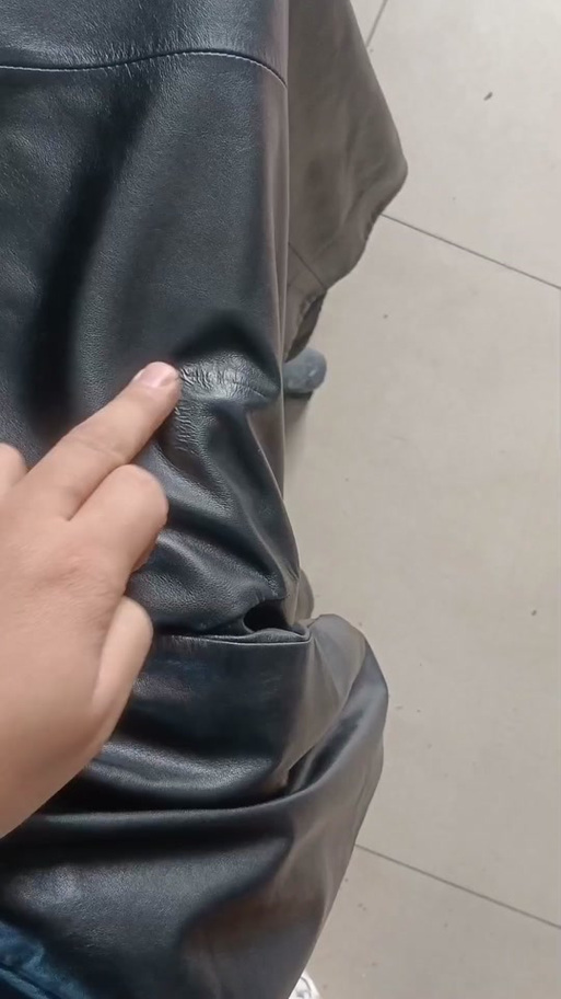 皮衣脱皮补救方法