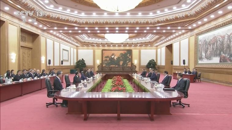 习近平会见郑丽文