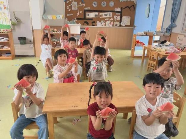 西瓜宣传海报 西瓜宣传海报