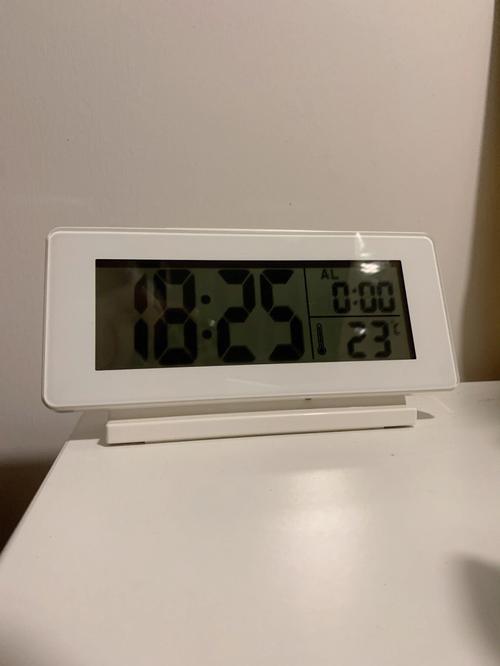 宜家电子时钟