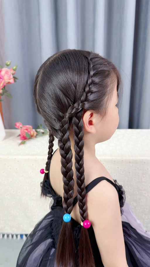 小辫子发型扎法 小辫子发型扎法