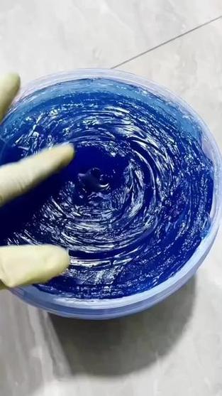 蓝色黄油和黄油区别