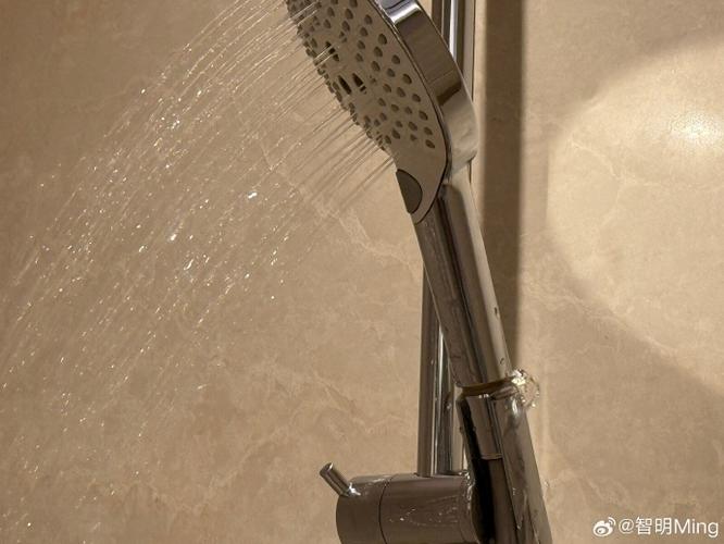 洗澡水龙头漏水
