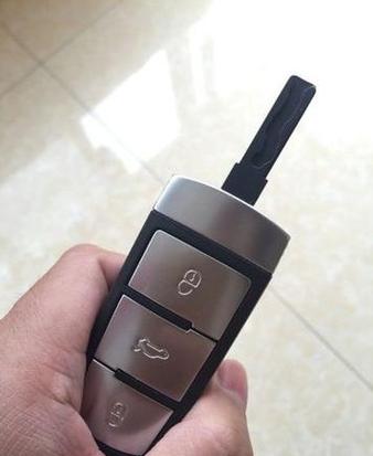 大众车备用钥匙怎么开门