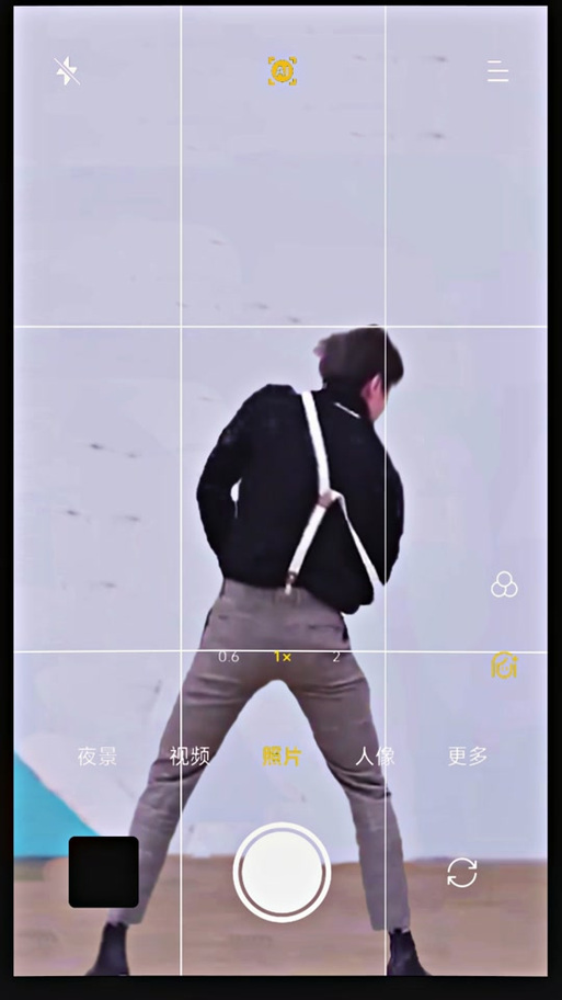 苹果原相机辅助线怎么开