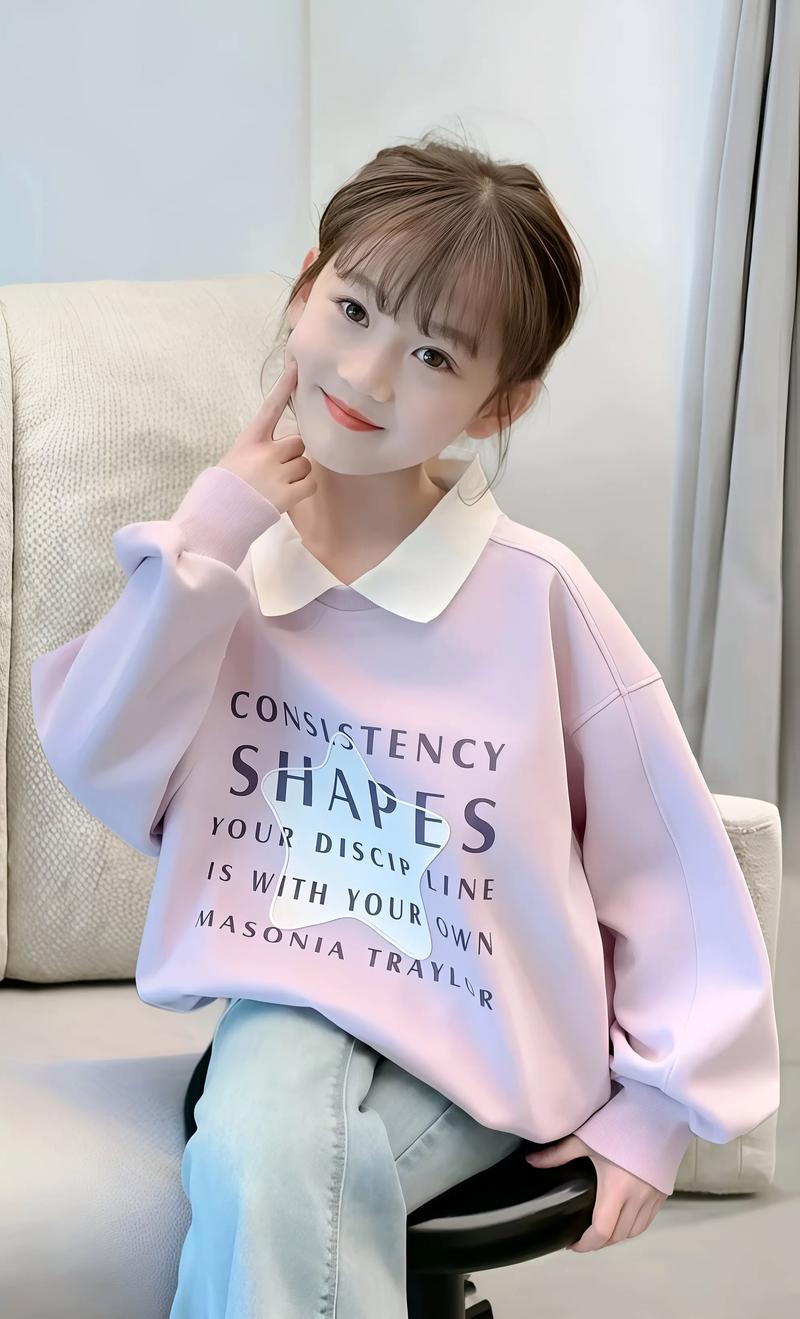 小女孩打针痛哭