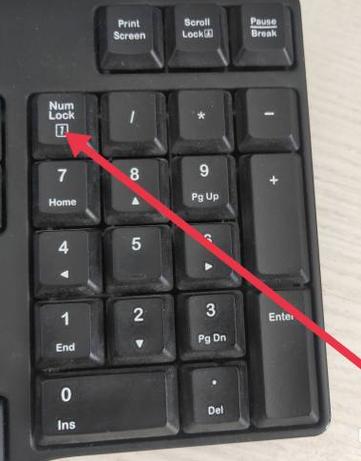 键盘数字小键盘不能用