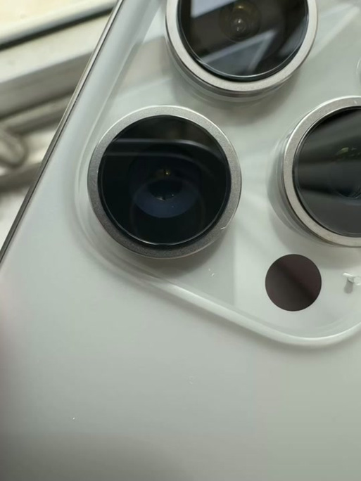 iphone 摄像头进灰