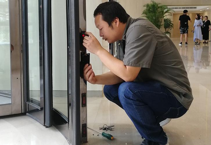 自动门维修师傅截图1