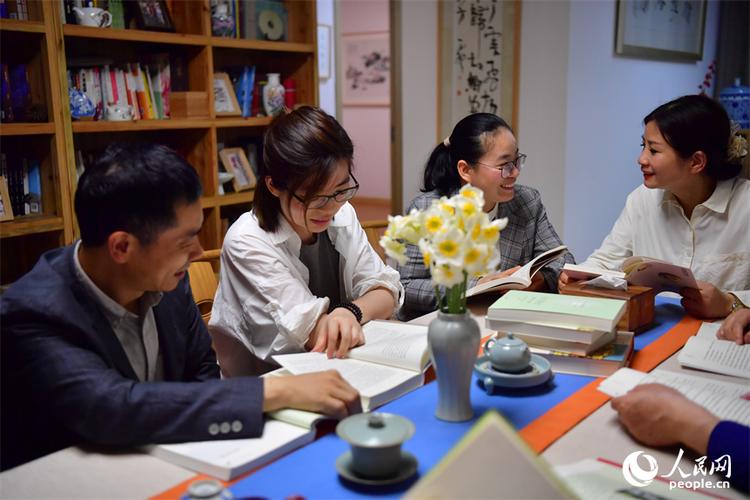 读书分享会分享一本好书