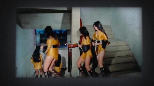 反派女喽啰被团灭