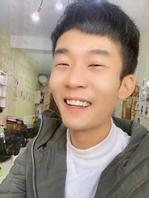 猜歌名户外游戏