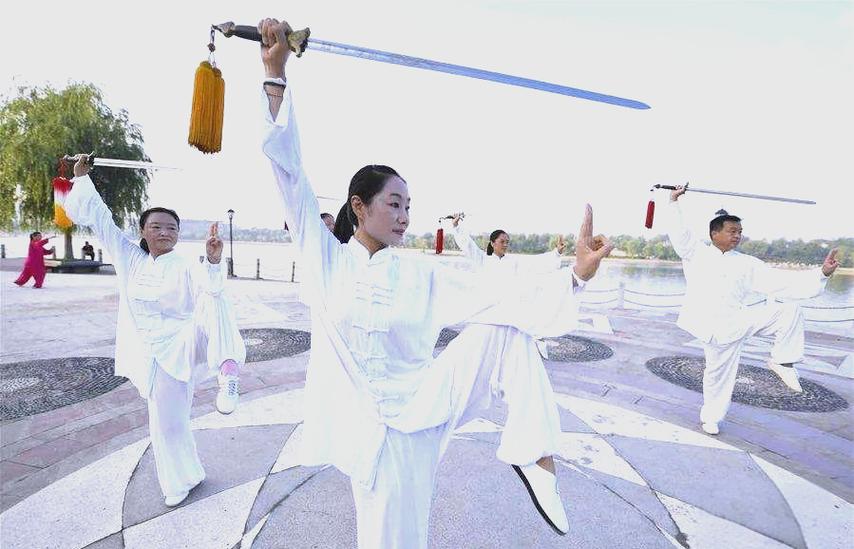 女人不能随便买太极剑