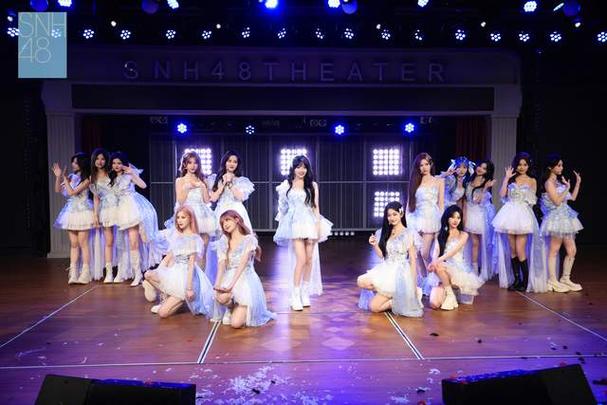 SNH48:穿越后我被迫加入了丝芭
