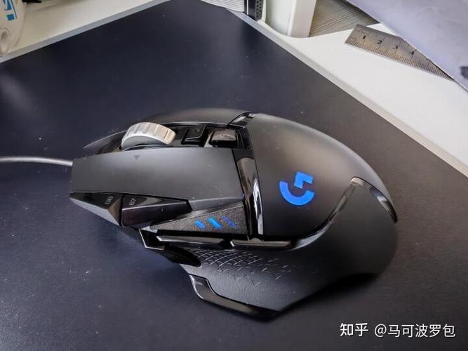 罗技g502配重块安装方法