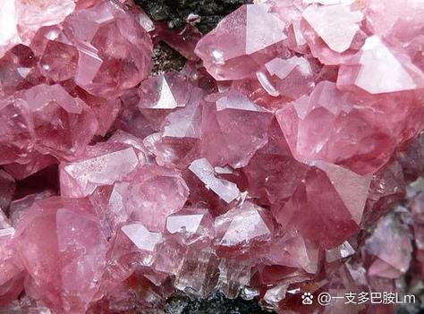 粉红色晶体有哪些截图2