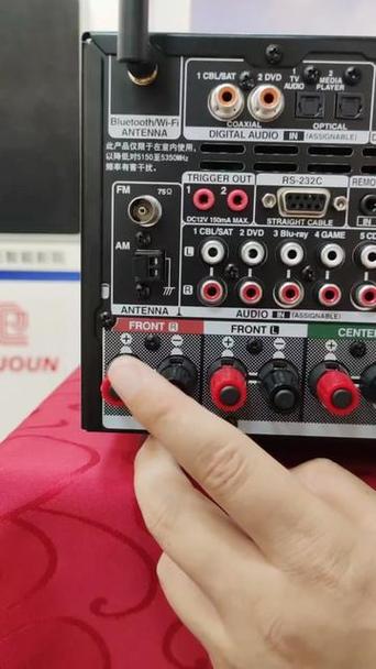 天龙功放音频输入接口