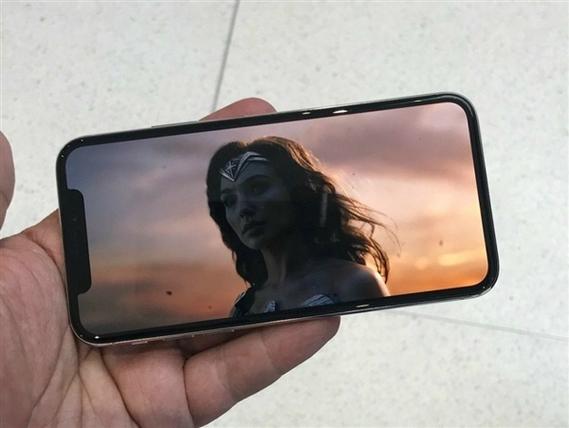 iphone网页视频全屏