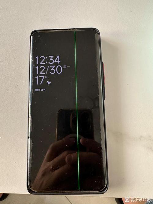 小米屏幕绿线要警惕了