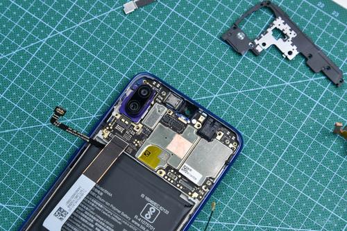 红米note7拆机教程