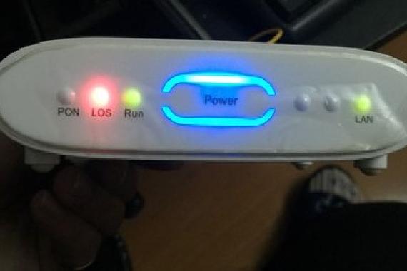 los突然闪红灯截图2