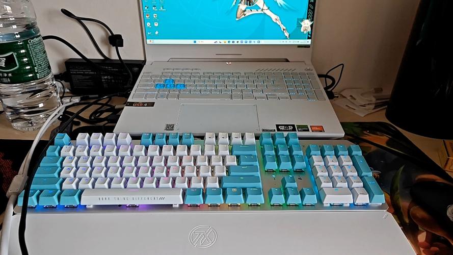 键盘输入u显示4