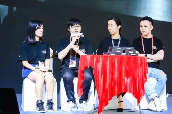 陨神记云鹰和谁在一起了