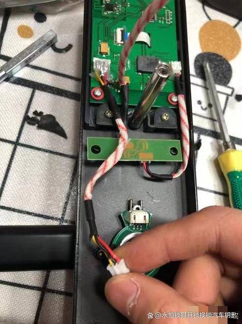 指纹锁如何换指纹