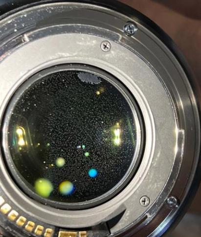 手机摄像头越来越模糊是怎么回事