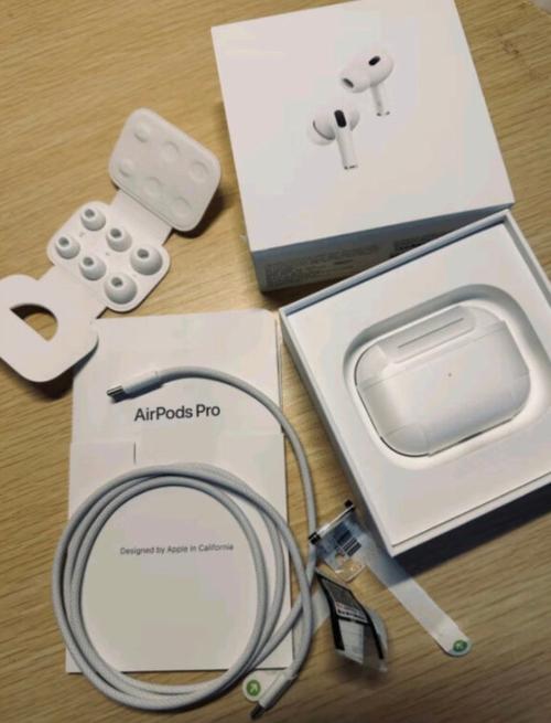 苹果 AirPods Pro 2 的充电盒
