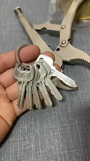 门钥匙打不开怎么办