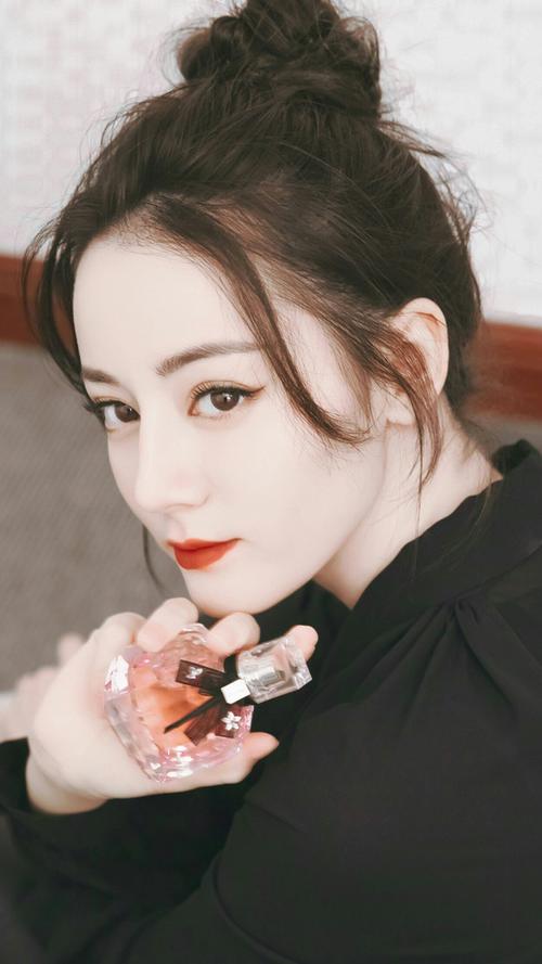 迪丽热巴近照 迪丽热巴近照