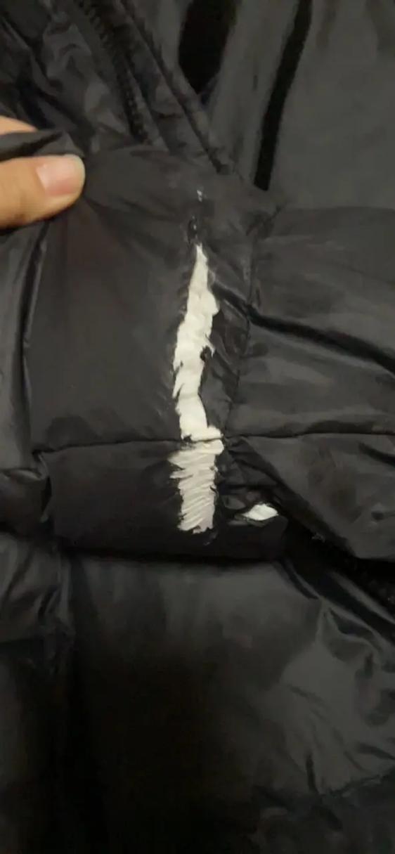 黑色羽绒服洗掉色了怎么办