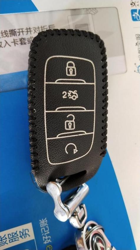 长安汽车钥匙锁在车里怎么办