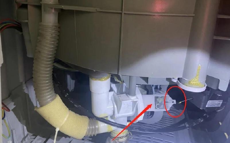 洗衣机换排水管视频
