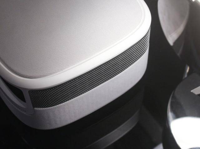 坚果j9外接蓝牙音箱