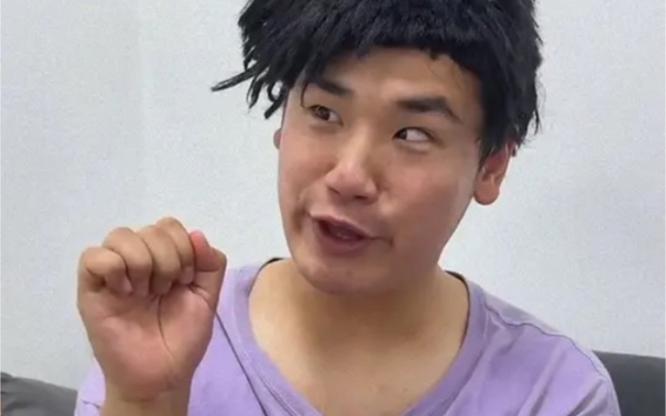 脱缰凯中鹰眼的真名叫什么