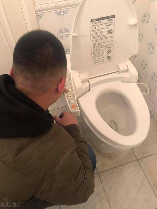 小蚂蚁Tbox拆卸步骤图解