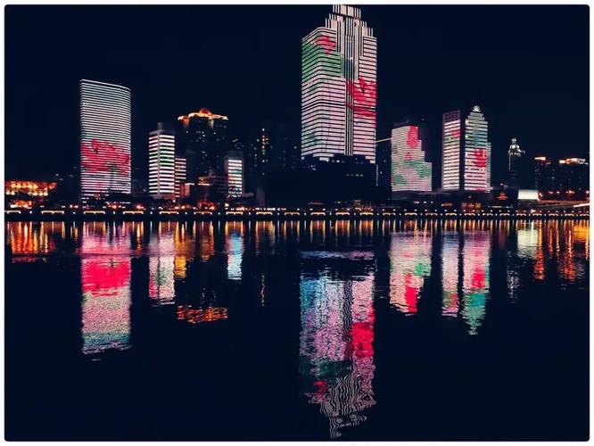 灯光璀璨灯火辉煌什么歌截图3