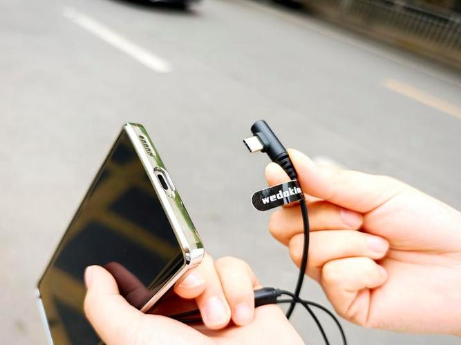 有线耳机听不见声音