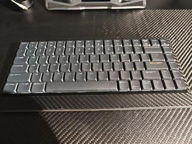 洛斐键盘使用方法