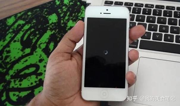 iphone拍完照片变白色