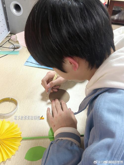 妙妙和小黑pk抽签做泥截图1