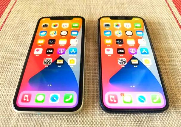 iphone11和iphone12外观区别