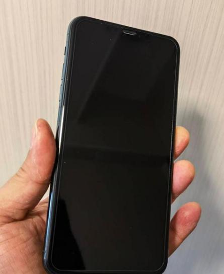 红米手机进水了黑屏了怎么处理
